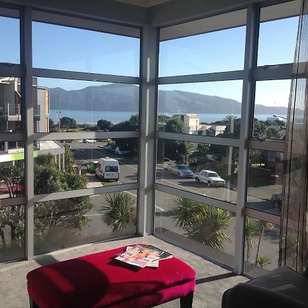 Top Floor Bed And Breakfast Paraparaumu Exterior foto
