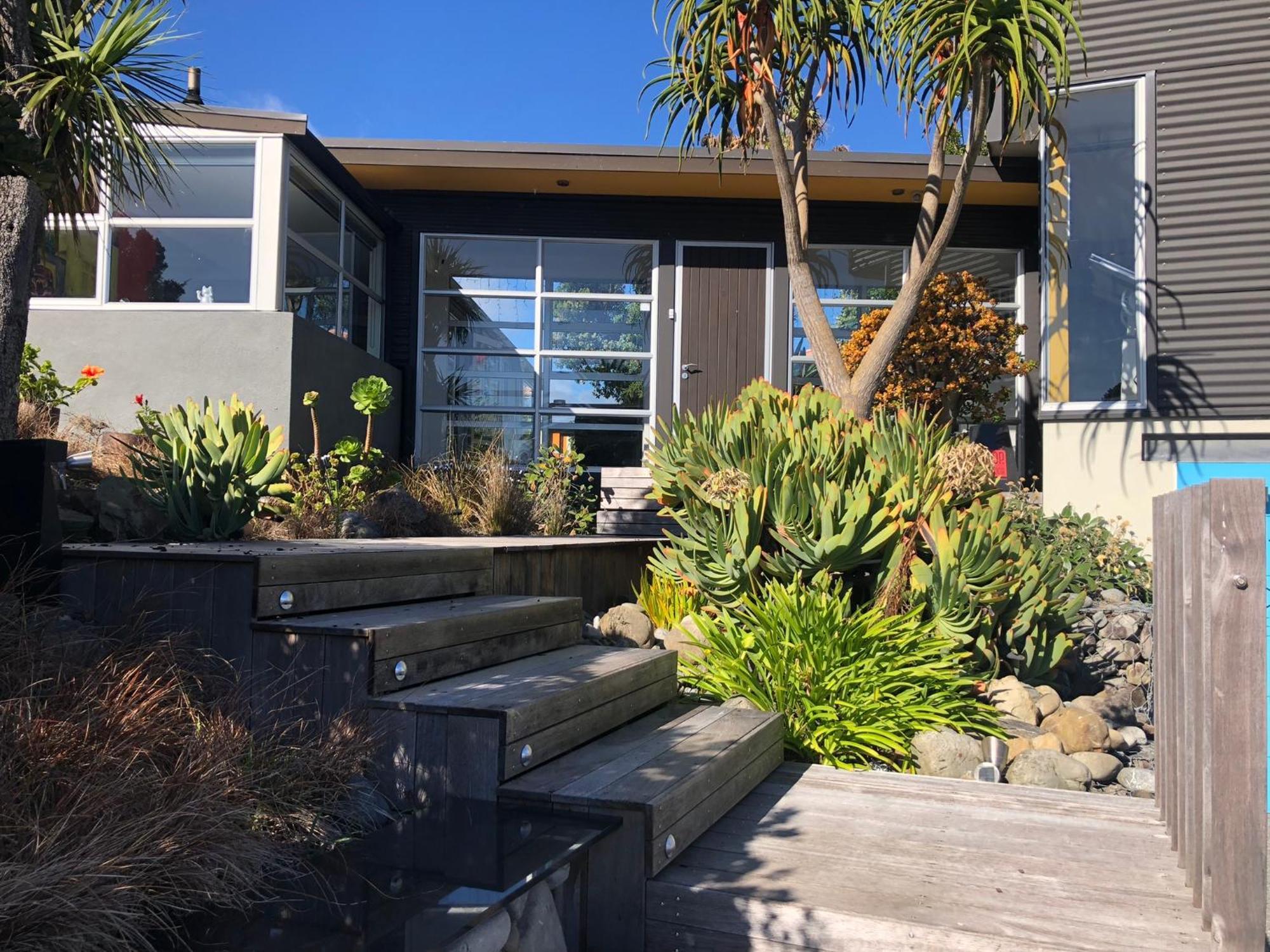 Top Floor Bed And Breakfast Paraparaumu Exterior foto